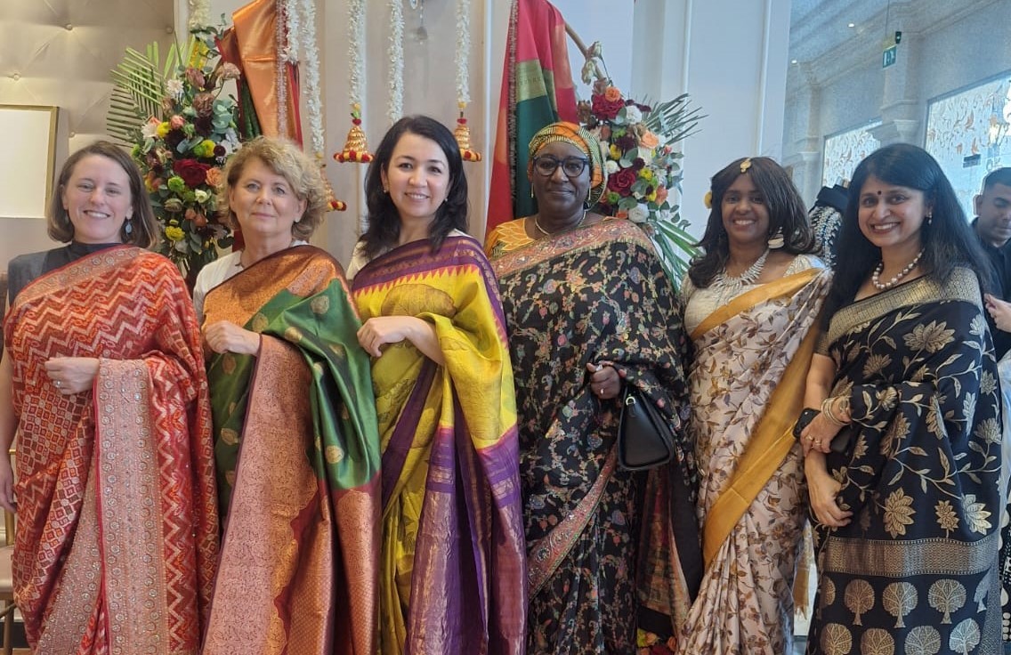 Indian Embassy In UAE Celebrates India’s Rich Textile Legacy With ‘Six Yards Of India