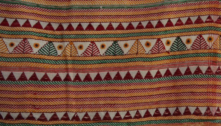 Dongaria Kondh Embroidered Shawal (Kapadaganda) from Rayagada district has received its official GI  status