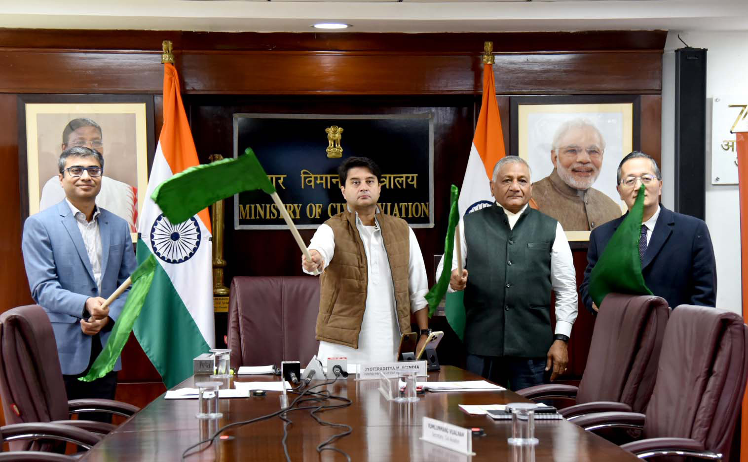 Union Minister of Civil Aviation Shri Jyotiraditya M Scindia Flags Off Inaugural Flight Connecting Ayodhya to Bangalore and Kolkata