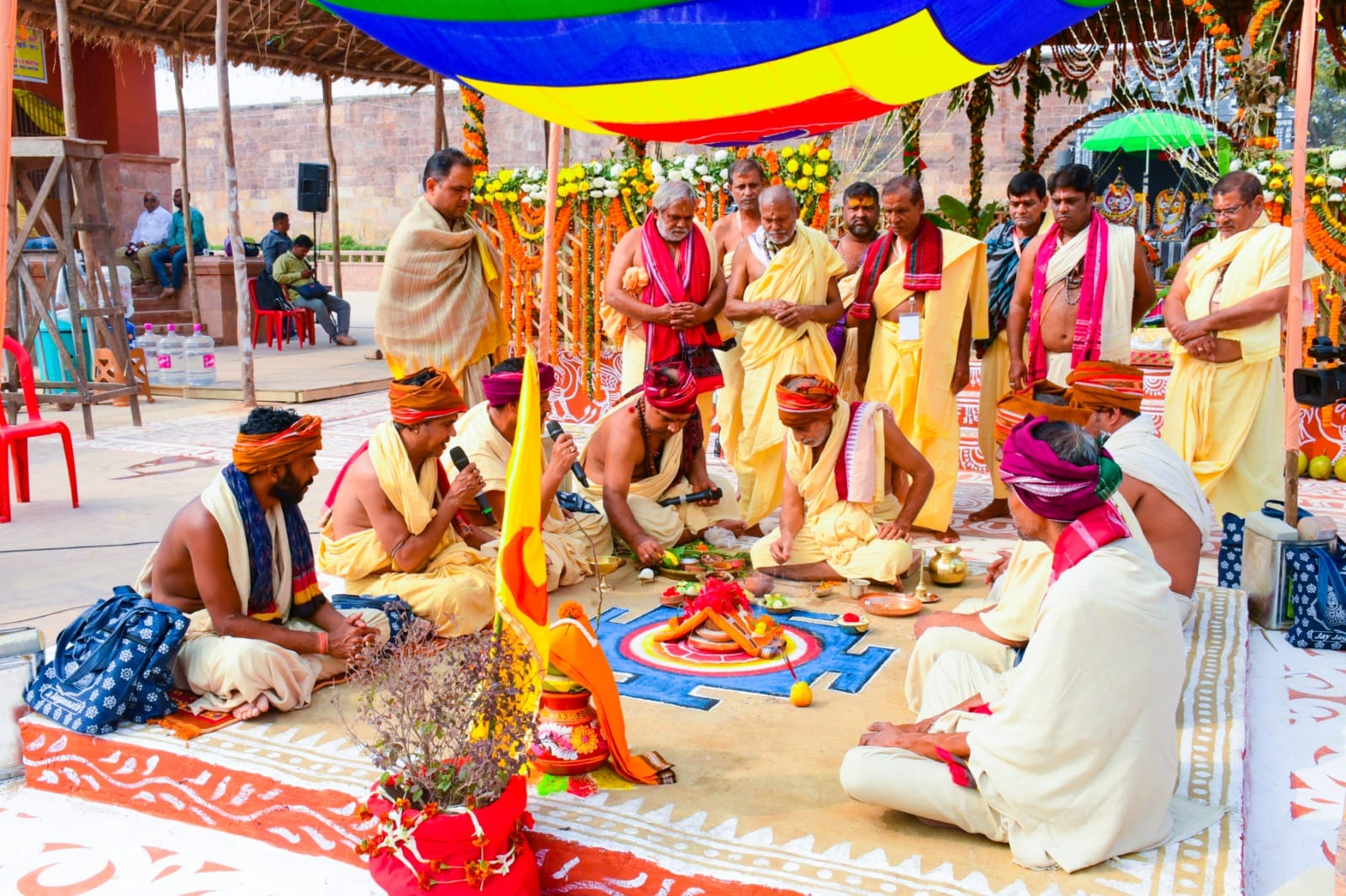 Puri:16/1/24:On the occasion of the inauguration of the temple circumambulation project, the sacred Maha Yajna has started today at the shrine