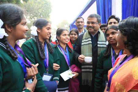 Dharmendra Pradhan interacts with participants of Pariksha Pe Charcha