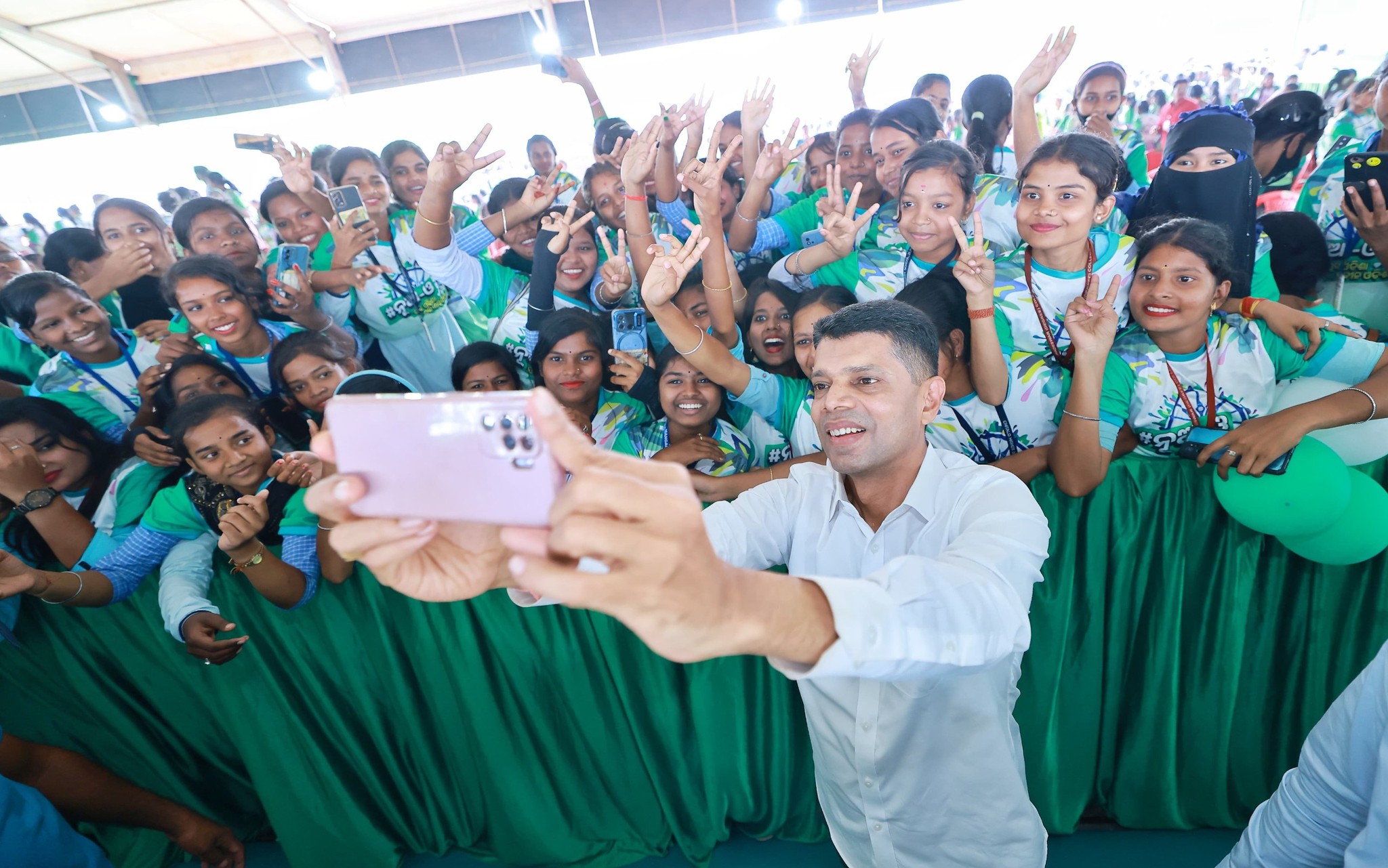 5T, and Nabin Odisha Chairman Kartik Pandian participated in Nua-O Fest & interacted with students from all colleges of Jajpur