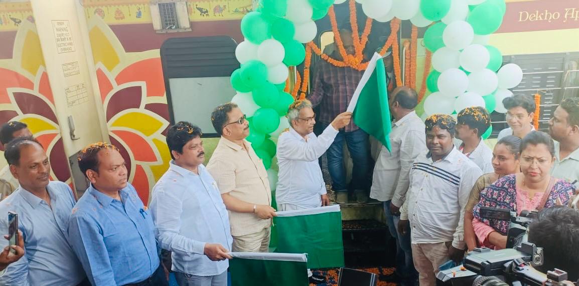 Minister, Tourism Aswini Kumar Patra has Flags off Baristha Nagarika Tirtha Yatra Yojana