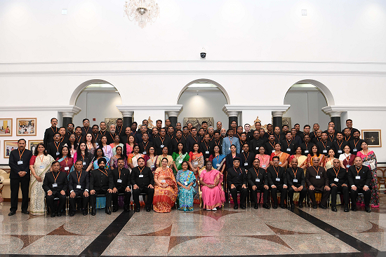 STATE CIVIL SERVICES OFFICERS ATTENDING THE 125TH INDUCTION TRAINING PROGRAMME AT LBSNAA CALL ON THE PRESIDENT
