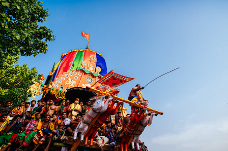 ‘Rukuna Rath Yatra’ of Lord Lingaraj has commenced in the capital city on the occasion of Ashokastami