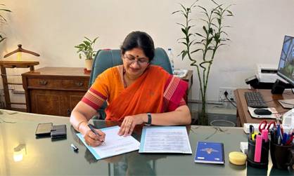Ms Sheyphali Sharan takes charge as Principal Director General, Press Information Bureau