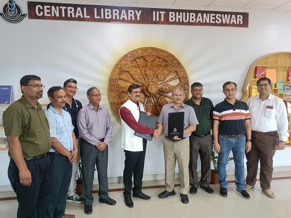 IIT Bhubaneswar signs MoU with Institute of Life Sciences for collaboration in technical education and research