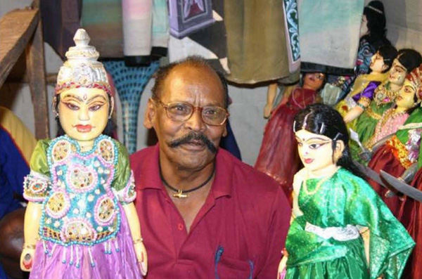 Odisha’s renowned wood carving dance teacher Maguni Charan Kunar has passed away