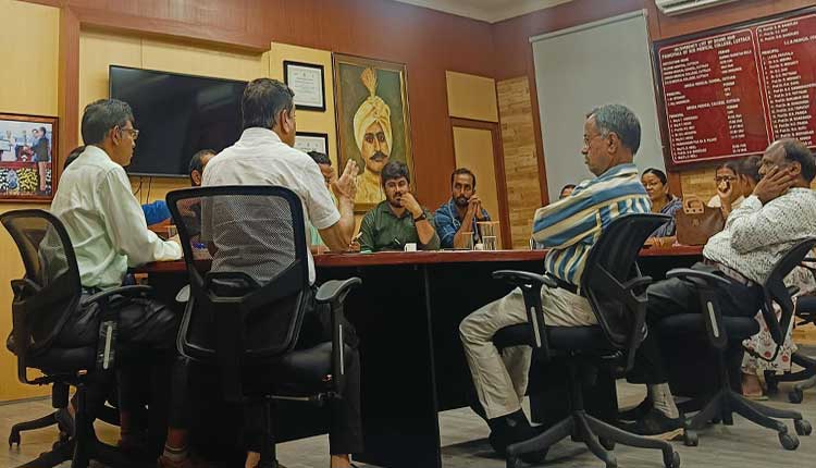 CMC Commissioner successfully resolved the conflict between House Surgeons and Nursing staff at SCB Medical College