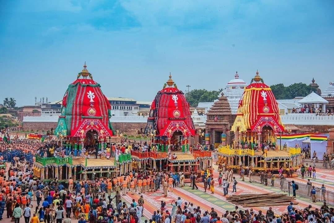 Three chariots of Lord Balabhadra, Devi Subhadra and Lord Jagannath reached Saradhabali,