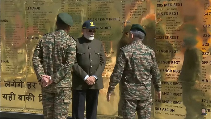 PM pays homage on Kargil Vijay Diwas and attends Shradhanjali Samaroh in Ladakh