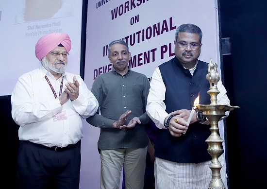 Shri Dharmendra Pradhan inaugurates workshop on Institutional Development Plan for Higher Education Institutes