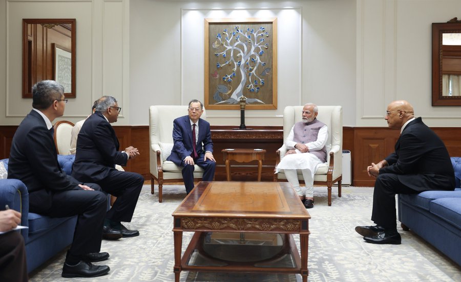 Prime Minister meets leadership team of Tata Sons and PSMC