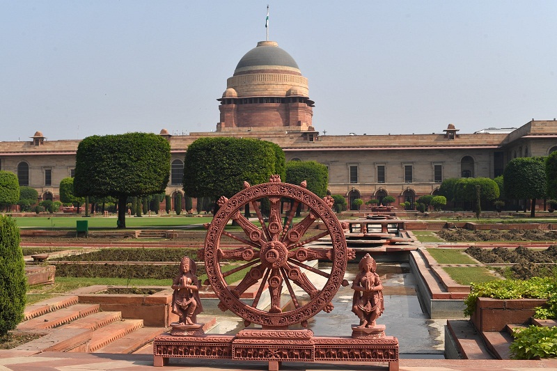 REPLICAS OF KONARK WHEELS AT RASHTRAPATI BHAVAN