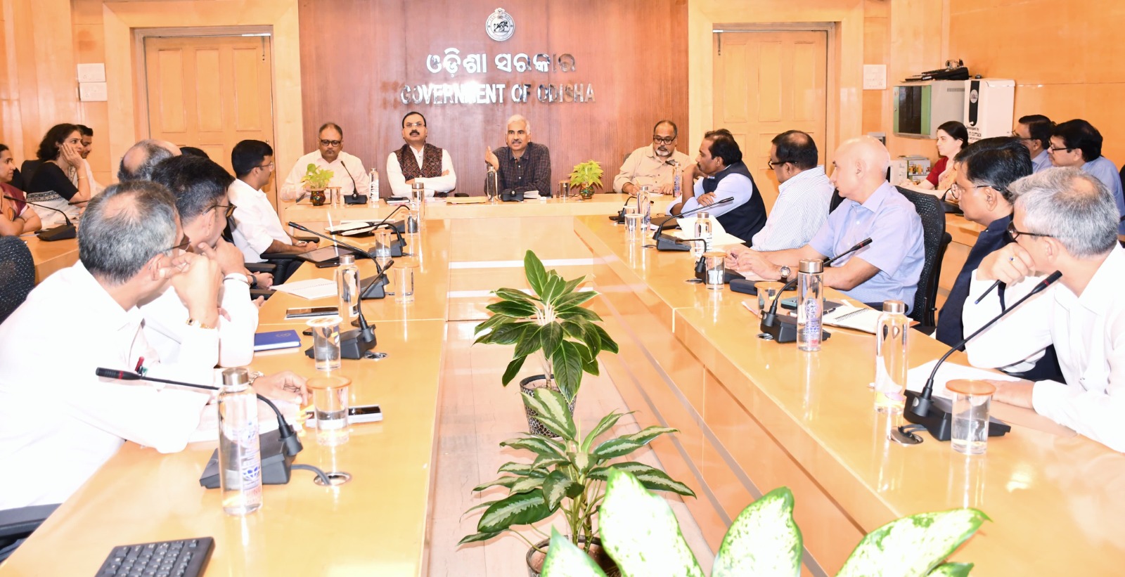 Odisha Chief Secretary chaired a secretary-level meeting to review the state’s preparedness for cyclone ‘Dana’