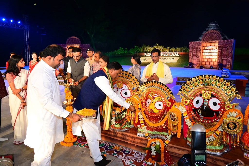 Odisha CM Inaugurates 35th Konark Festival 2024