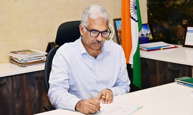Manoj Ahuja to Continue as Chief Resident Commissioner
