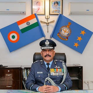 AIR MARSHAL JEETENDRA MISHRA ASSUMES COMMAND OF IAF’S WESTERN AIR COMMAND