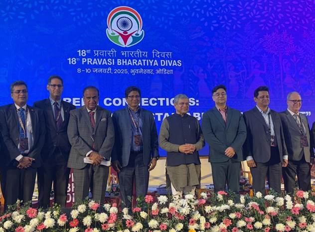 CMD, IREDA Moderates Inspiring Panel Discussion at 18th Pravasi Bharatiya Divas Convention