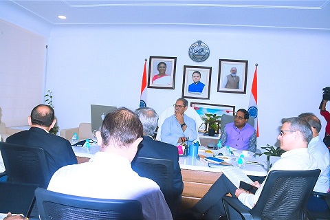 “Review of the solar project by Deputy Chief Minister Shri Singhdeo