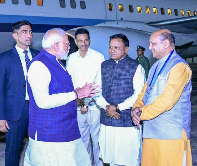  Prime Minister Narendra Modi arrived in Bhubaneswar on a two-day visit to Odisha