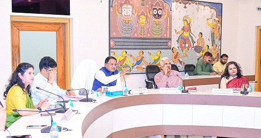 Odisha Cabinet approved a proposal to implement the Unified Pension Scheme  for state government employees