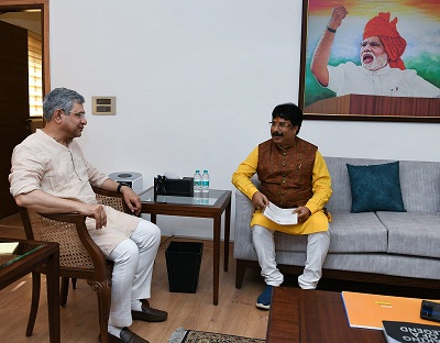 Odisha H&UD Minister Dr. Krushna Chandra Mahapatra Meets Railway Minister Shri Ashwini Vaishnaw