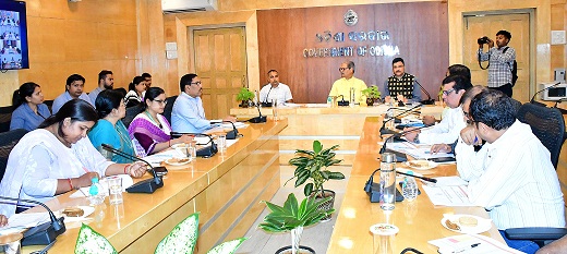 Deputy Chief Minister Shri K V Singhdeo reviewed the works of Agriculture & Farmer’s Empowerment department