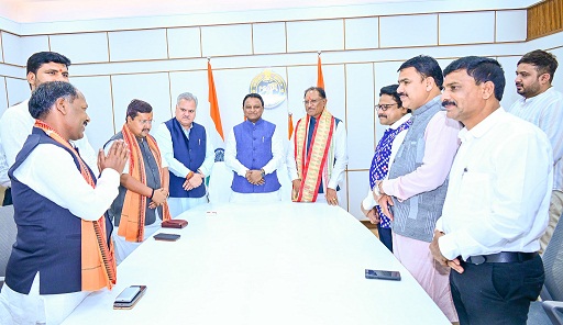 Mahanadi water dispute:Odisha CMs Agree On Amicable Resolution
