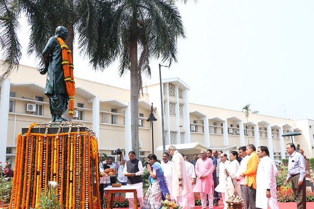 Odisha CM has pledged to carry forward the dream program of the late Biju Patnaik