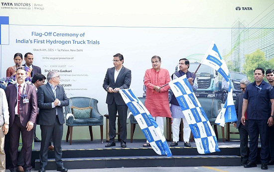 Union Ministers Nitin Gadkari and Pralhad Joshi flags off first-ever trials of hydrogen-powered heavy-duty trucks from Tata Motors stable