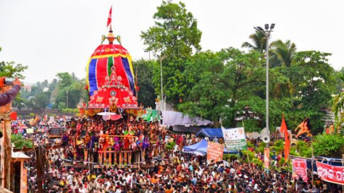 Five day-long Rukuna Rath Yatra of Lord Lingaraj commenced