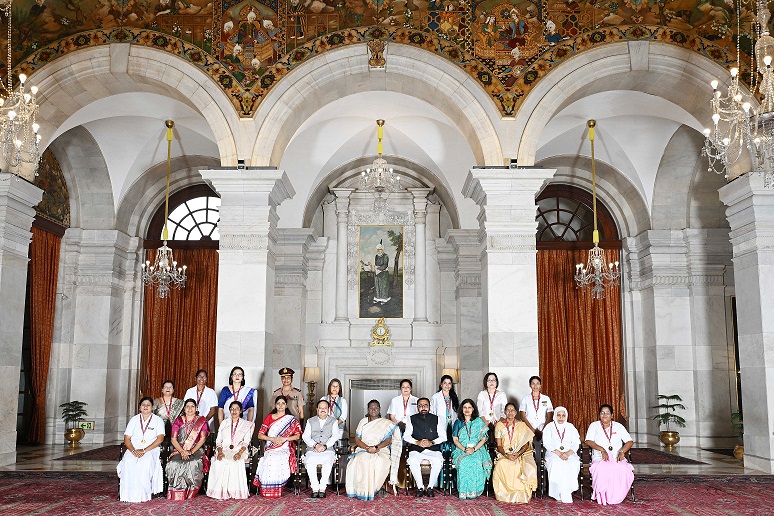 President Murmu Honours 15 Nurses With National Florence Nightingale Awards 2025