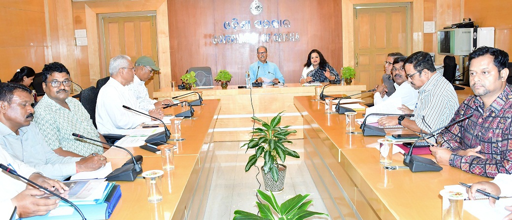 Review meeting of Upper Lanth and Lower Indra Irrigation Project held