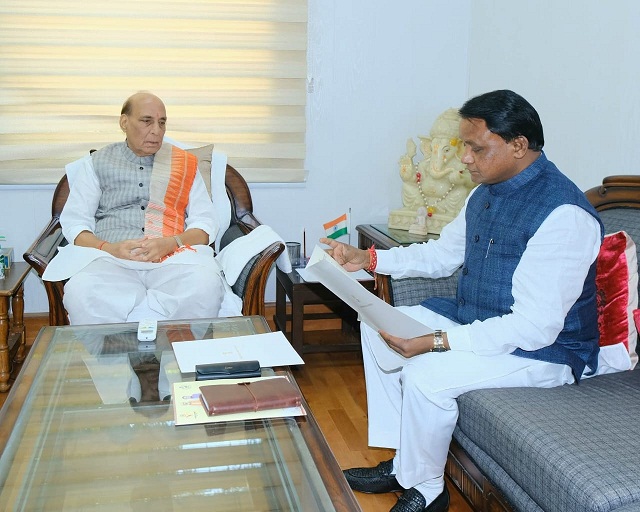 Odisha CM Discusses State’s Strategic Role in National Security with Union Defence Minister