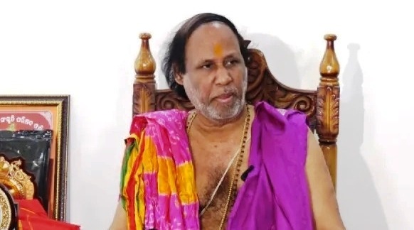 Puri Srimandir Senior Servitor  Ramakrushna Das Mahapatra Suspended for 30 Days