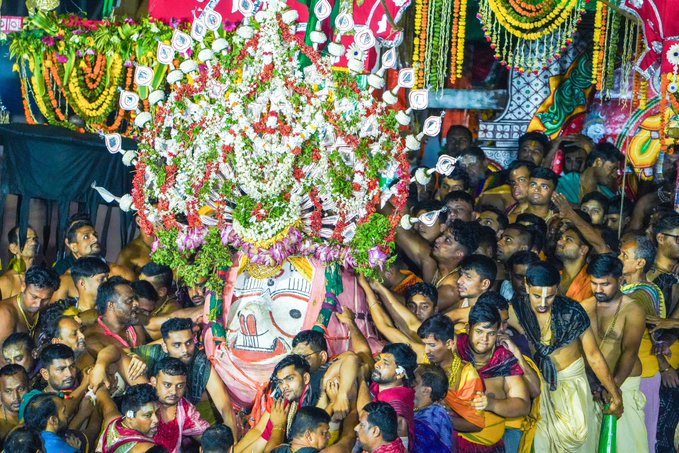 Puri Rath Yatra 2025:  sacred ritual of ‘Adapa Mandapa Bije’ was performed with spiritual fervour