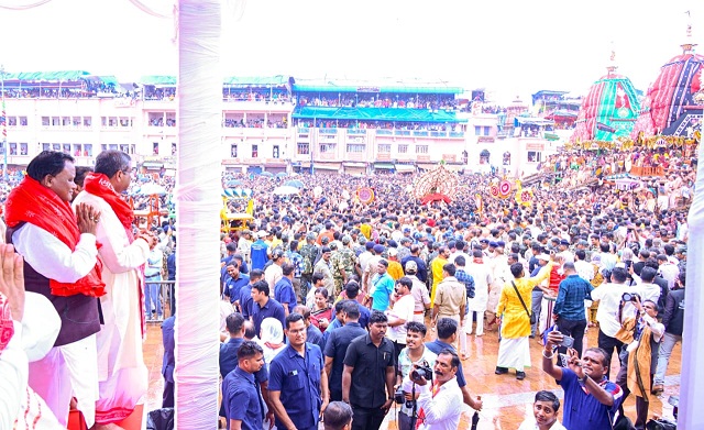 Grand annual Rath Yatra in Puri began with immense religious fervour