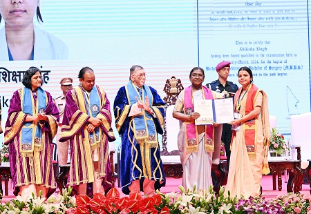 President of India graces convocation ceremony of AIIMS, Deoghar