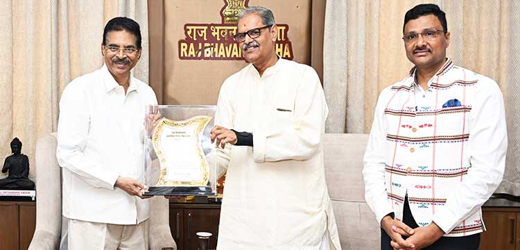 Deputy Chief Minister  KV Singh Deo presented the prestigious Agriculture Leadership Award to  Odisha Governor