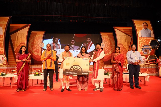 Odisha CM Launches NCMC, WhatsApp Ticketing, and Digital Passes for Smart Mobility