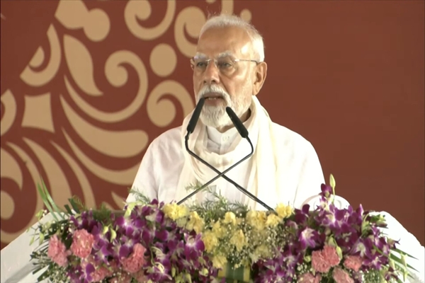 PM Modi Calls Upon Citizens To Adopt Spirit Of Swadeshi