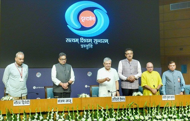 Union Minister Shri Ashwini Vaishnaw Launches Special Programmes on DD National & DD News as Part of Seva Parv Celebrations
