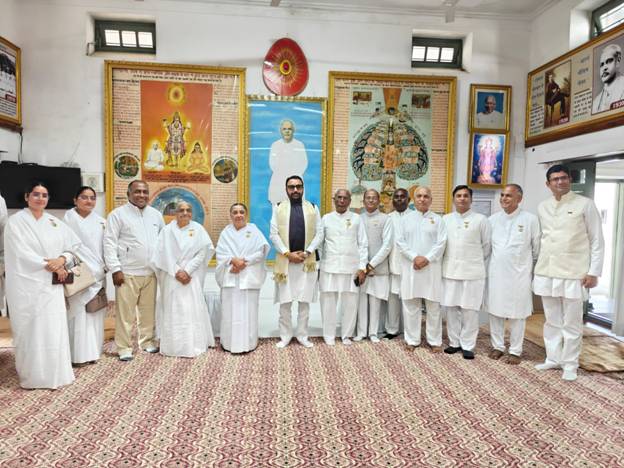Union Minister of State Shri Prataprao Jadhav visits Brahma Kumaris Headquarters at Mount Abu
