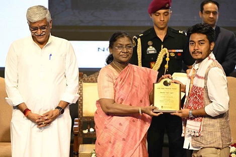 The President of India Awards 20 Artists at 64th National Exhibition of Art
