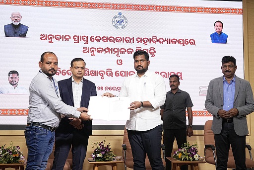 Odisha Launches Scholarship For SC, ST Students To Study Abroad