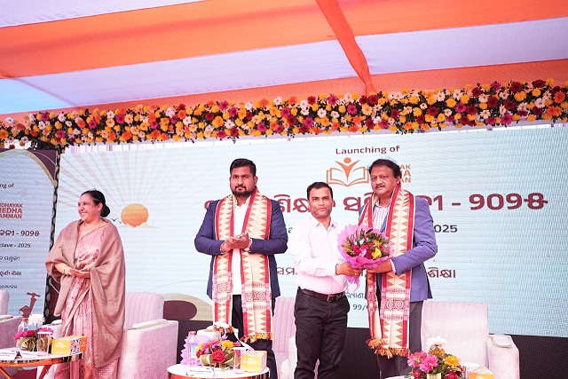 Bidhayak Medha Samman Programme Launched in Dhamnagar