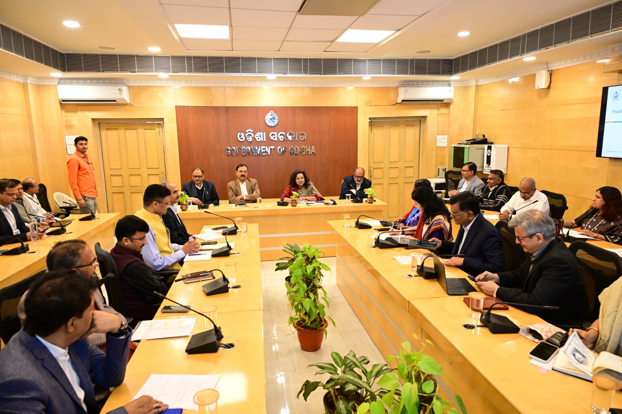 Odisha’s newly appointed Chief Secretary Anu Garg chaired her first high-level meeting with departmental secretaries
