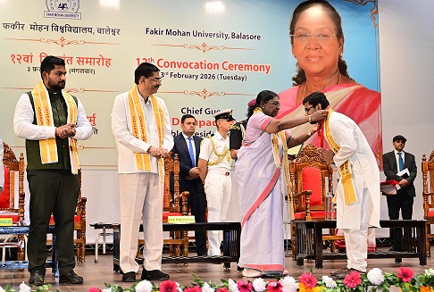 PRESIDENT OF INDIA GRACES CONVOCATION CEREMONY OF FAKIR MOHAN UNIVERSITY
