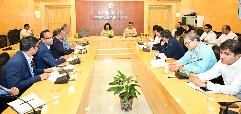 Chief Secretary, Odisha Ms.AnuGarg reviewed the situation regarding the availability of cooking gas (LPG), petrol, and diesel